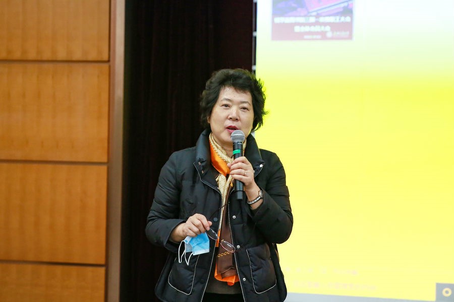 1644475396-7.jpg