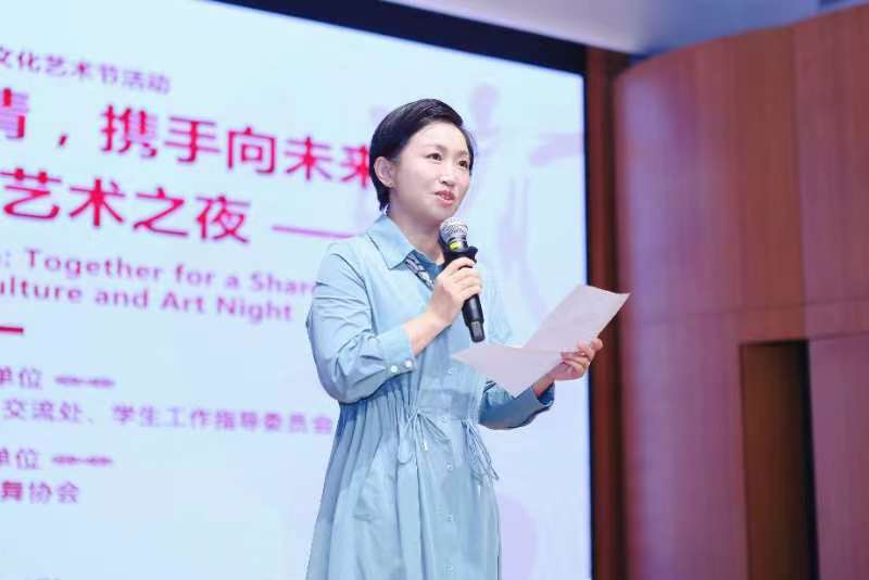 1697929054-朱一凡.jpg