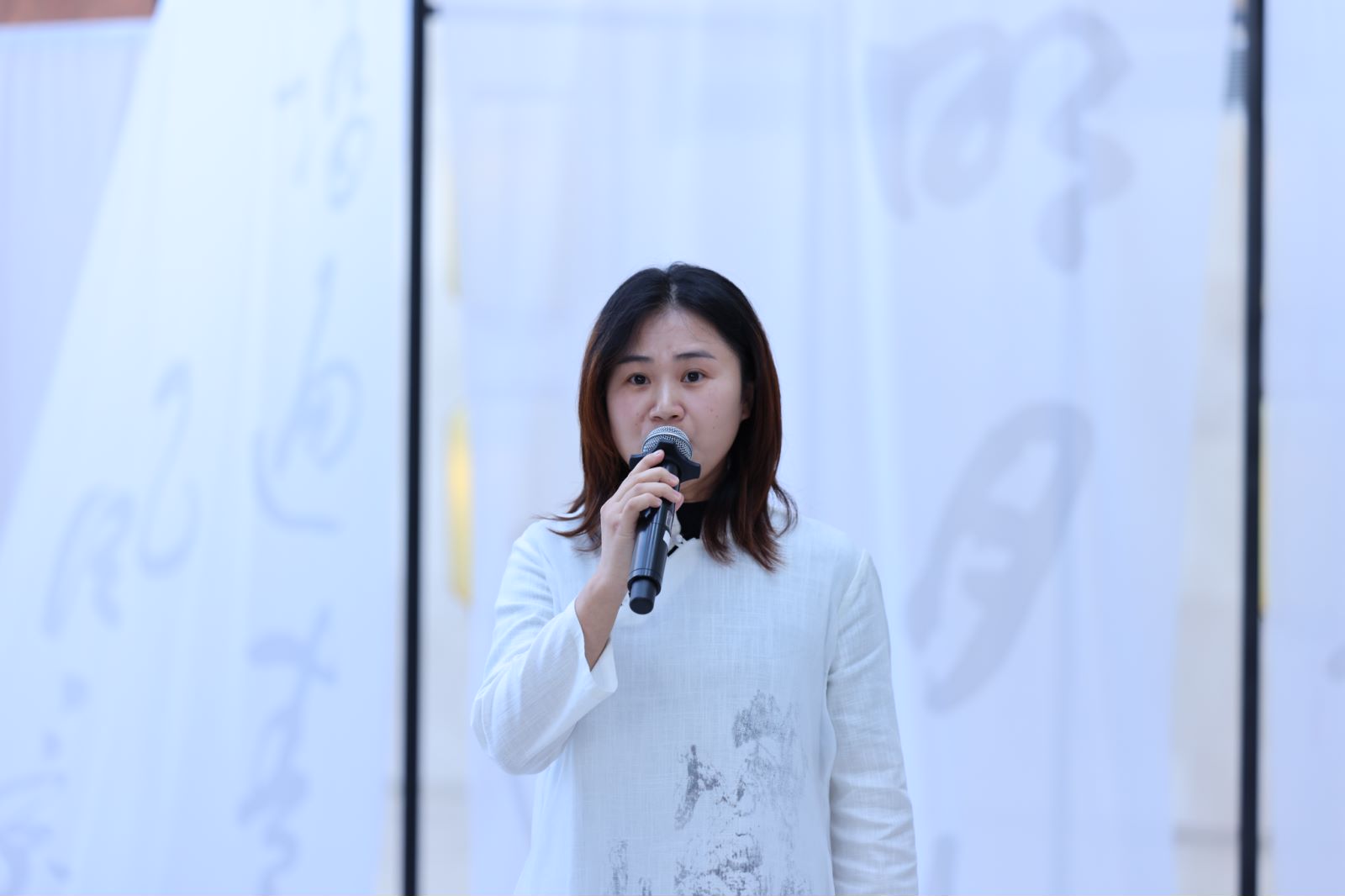 1698716981-吴巧美越剧.jpg
