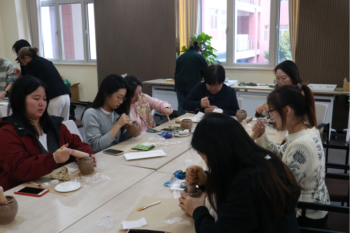 1730906663-微信截图_20241106230429.png