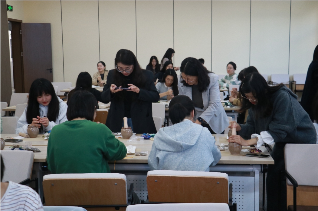 1730906686-微信截图_20241106231121.png