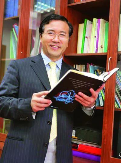 邓子新⛴：前一天工地干活🧑🏼，翌日满身泥土进考场。如今他是顶级科学家！